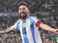 包含梅西回归赛场，回归赛场首场状态亮眼，RNG观众沸腾！的词条